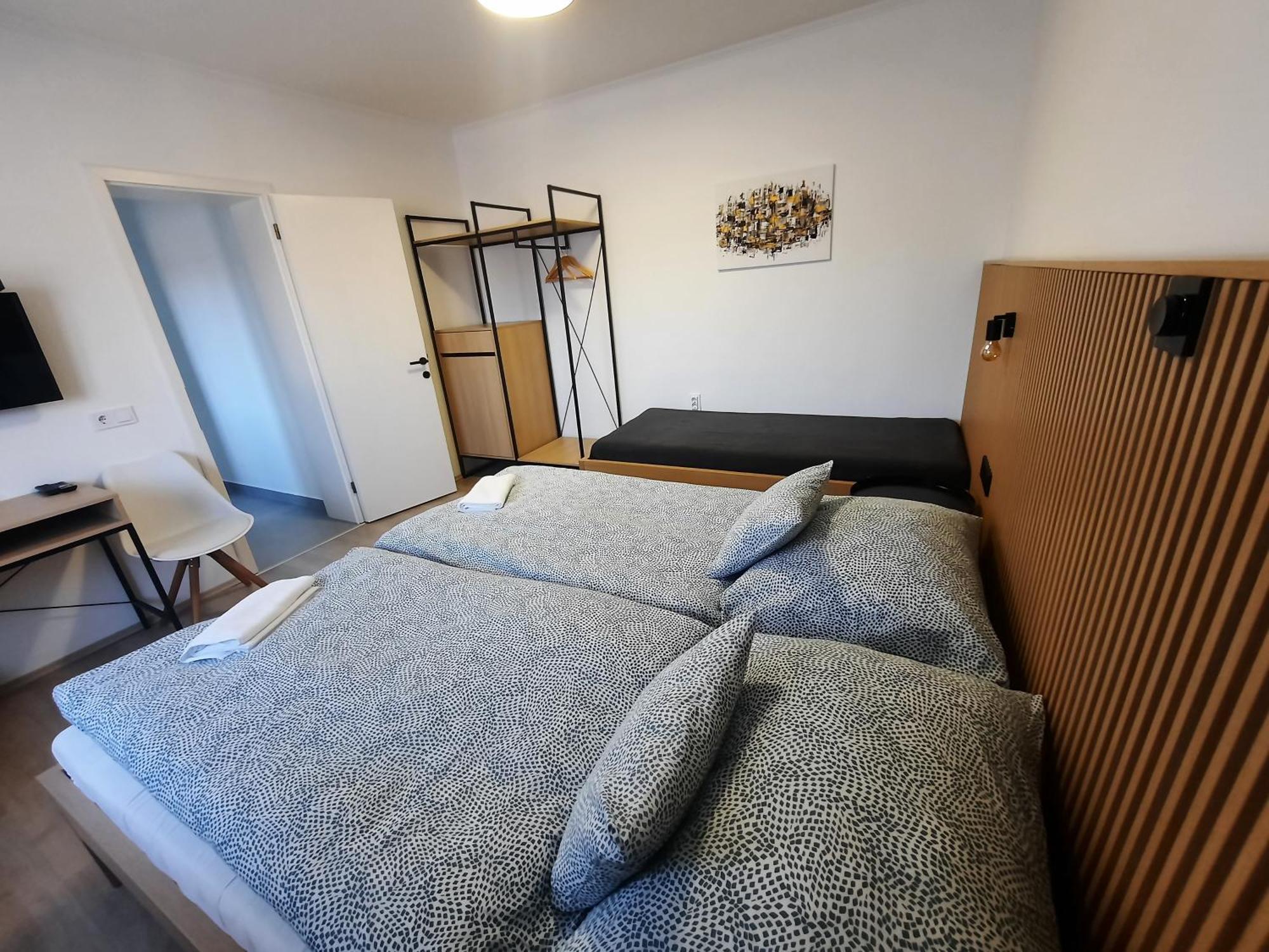 Hotel Sovirag Termal Panzio Hajdúnánás Exterior foto