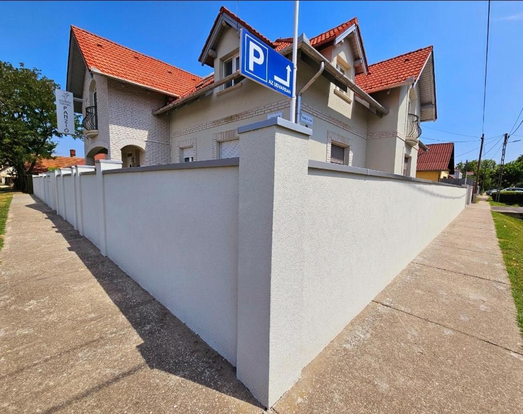 Hotel Sovirag Termal Panzio Hajdúnánás Exterior foto
